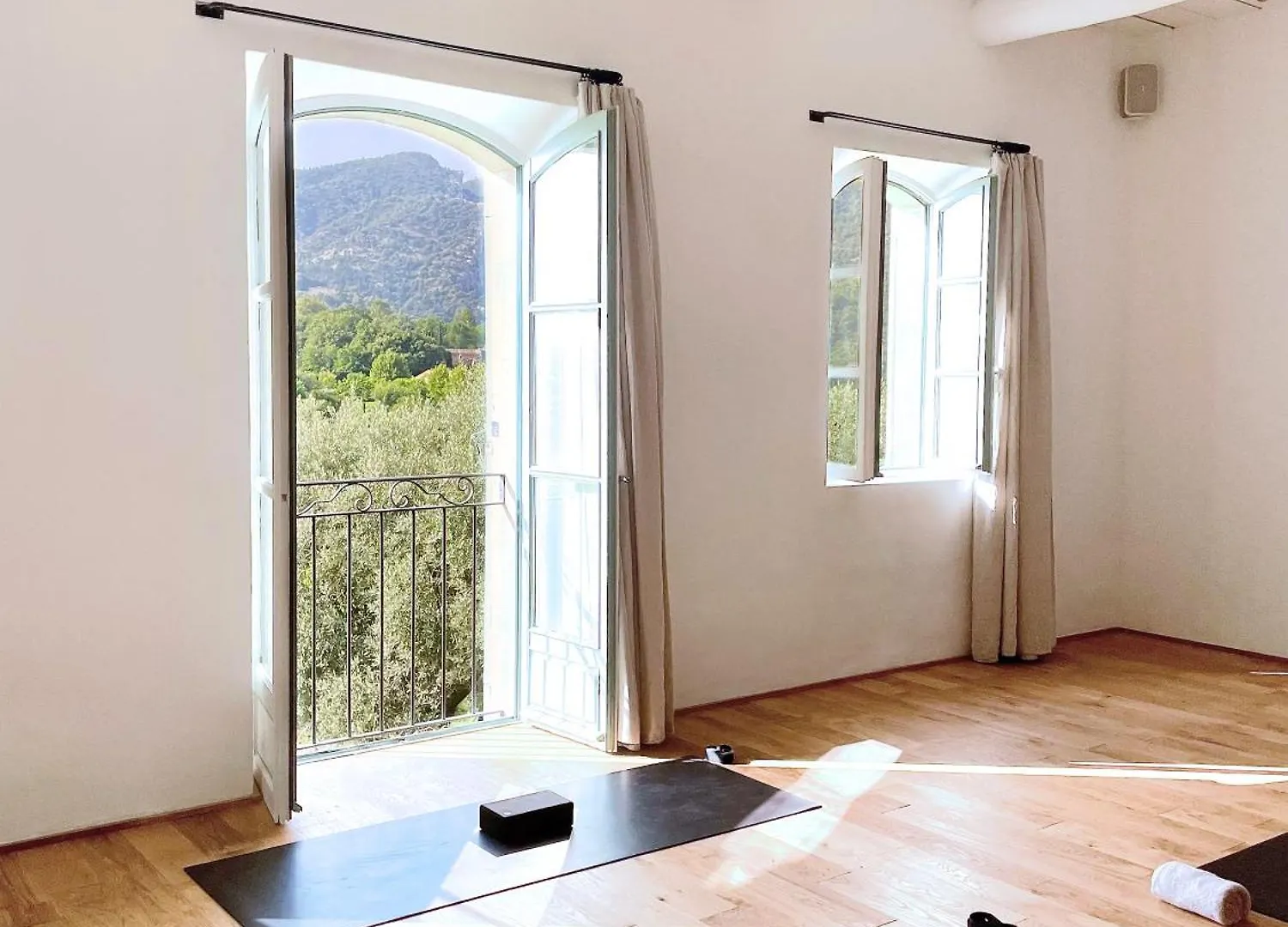 La Bastide Du Mourre Bed & Breakfast Oppede